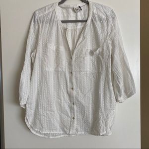 White Anthropologie tunic top with dot detail